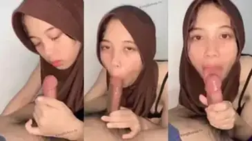 Sepongan Ukhti Imut Bikin Lupa Dunia